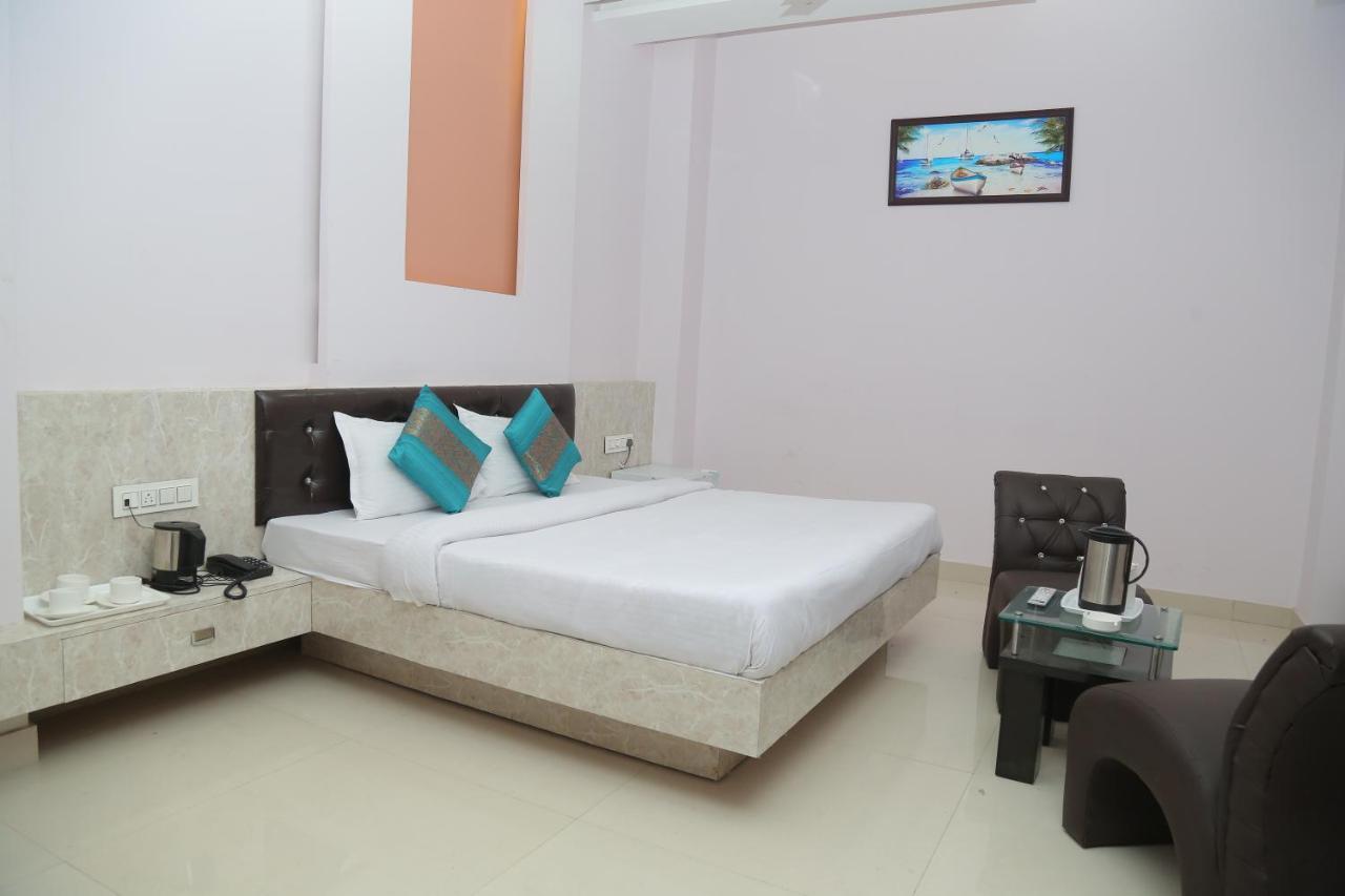 Hotel Golden Dreams Amritsar Exterior foto