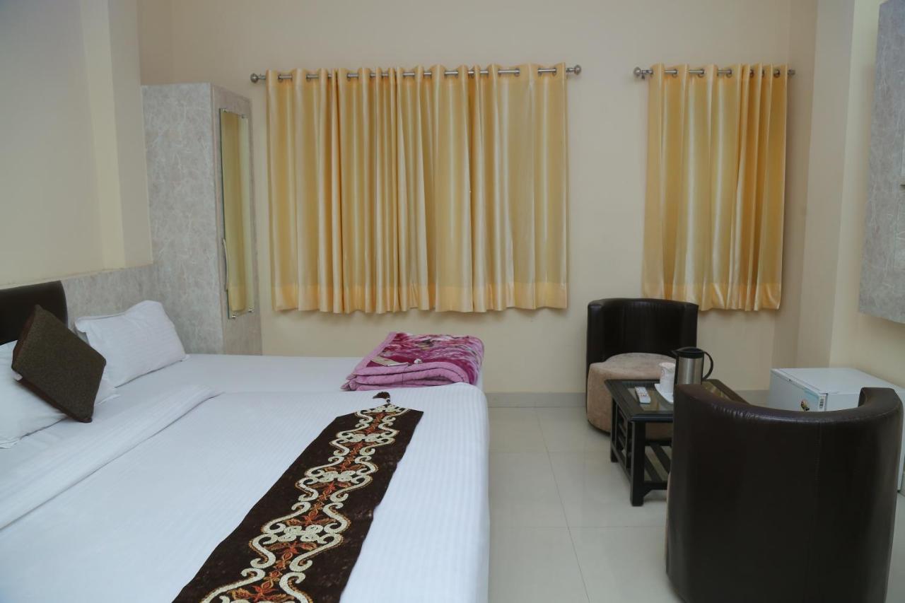 Hotel Golden Dreams Amritsar Exterior foto